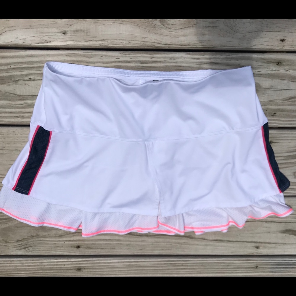 LUCKY IN LOVE Tennis Skort Size Large